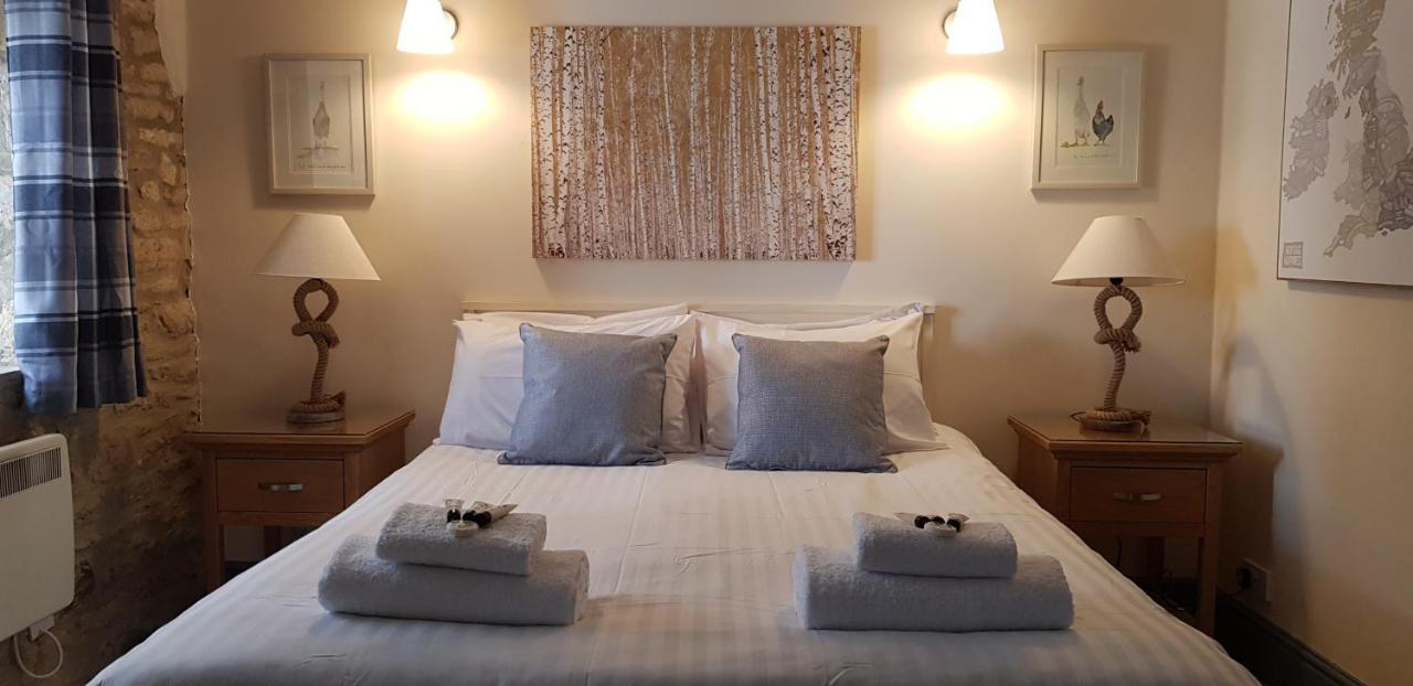 The Kings Arms Hotel Stow-on-the-Wold Екстериор снимка