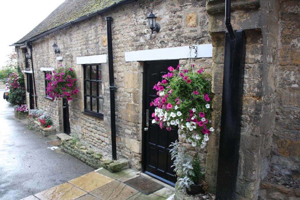 The Kings Arms Hotel Stow-on-the-Wold Екстериор снимка