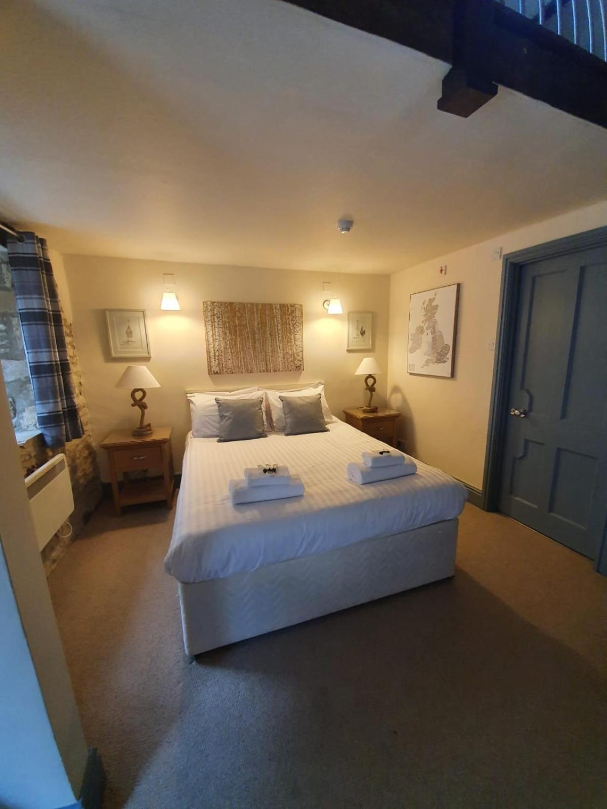 The Kings Arms Hotel Stow-on-the-Wold Екстериор снимка