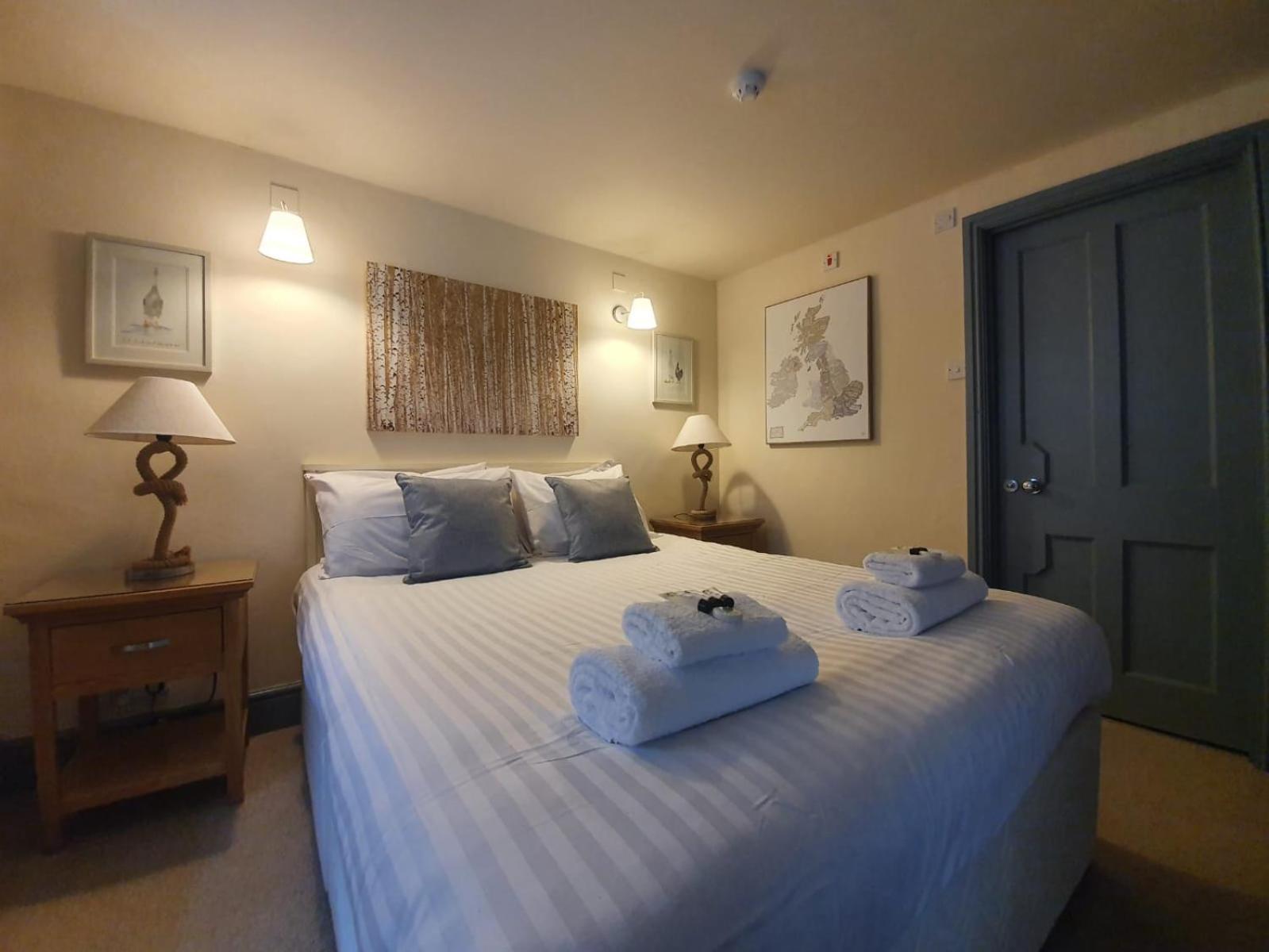The Kings Arms Hotel Stow-on-the-Wold Екстериор снимка