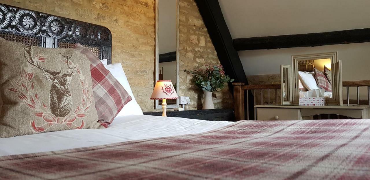 The Kings Arms Hotel Stow-on-the-Wold Екстериор снимка